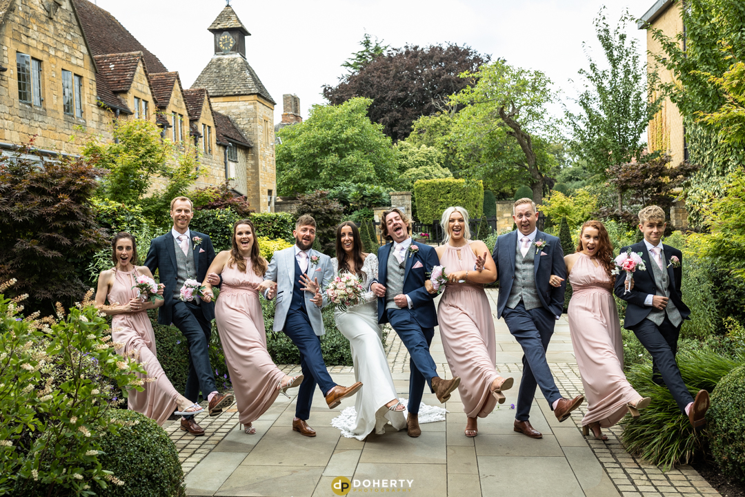 The Lydon Arms - Bridal party in gardens