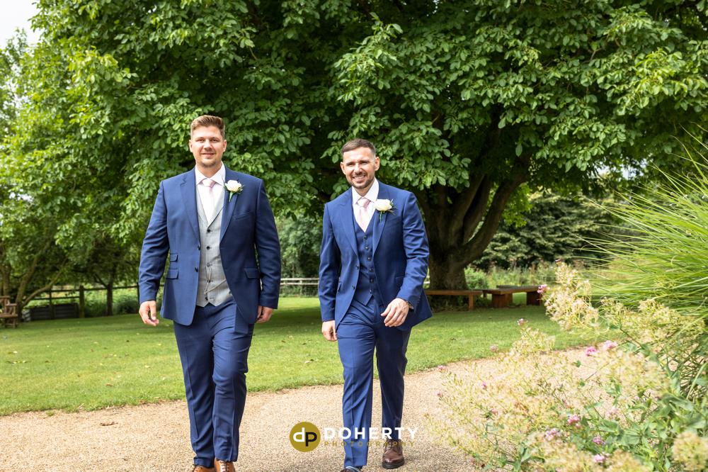 Groom and best man arrive at Crockwell Farm